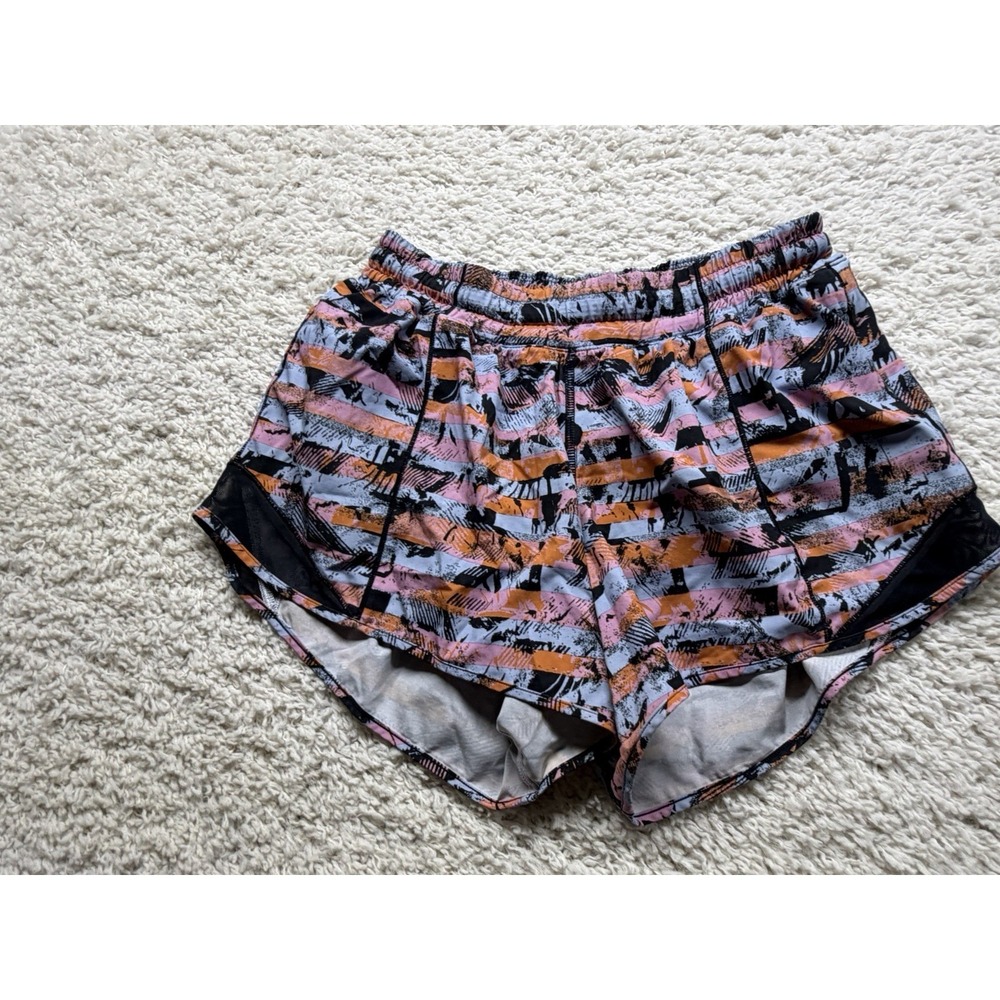Lululemon Hotty Hot Short Women's Multicolor Size 8 EUC